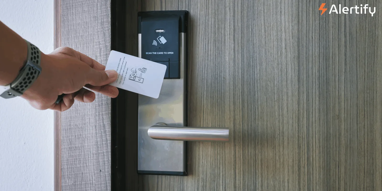 Pourquoi votre technologie de sécurité échoue : le besoin critique d'intégration au système de gestion immobilière (PMS) de votre hôtel
