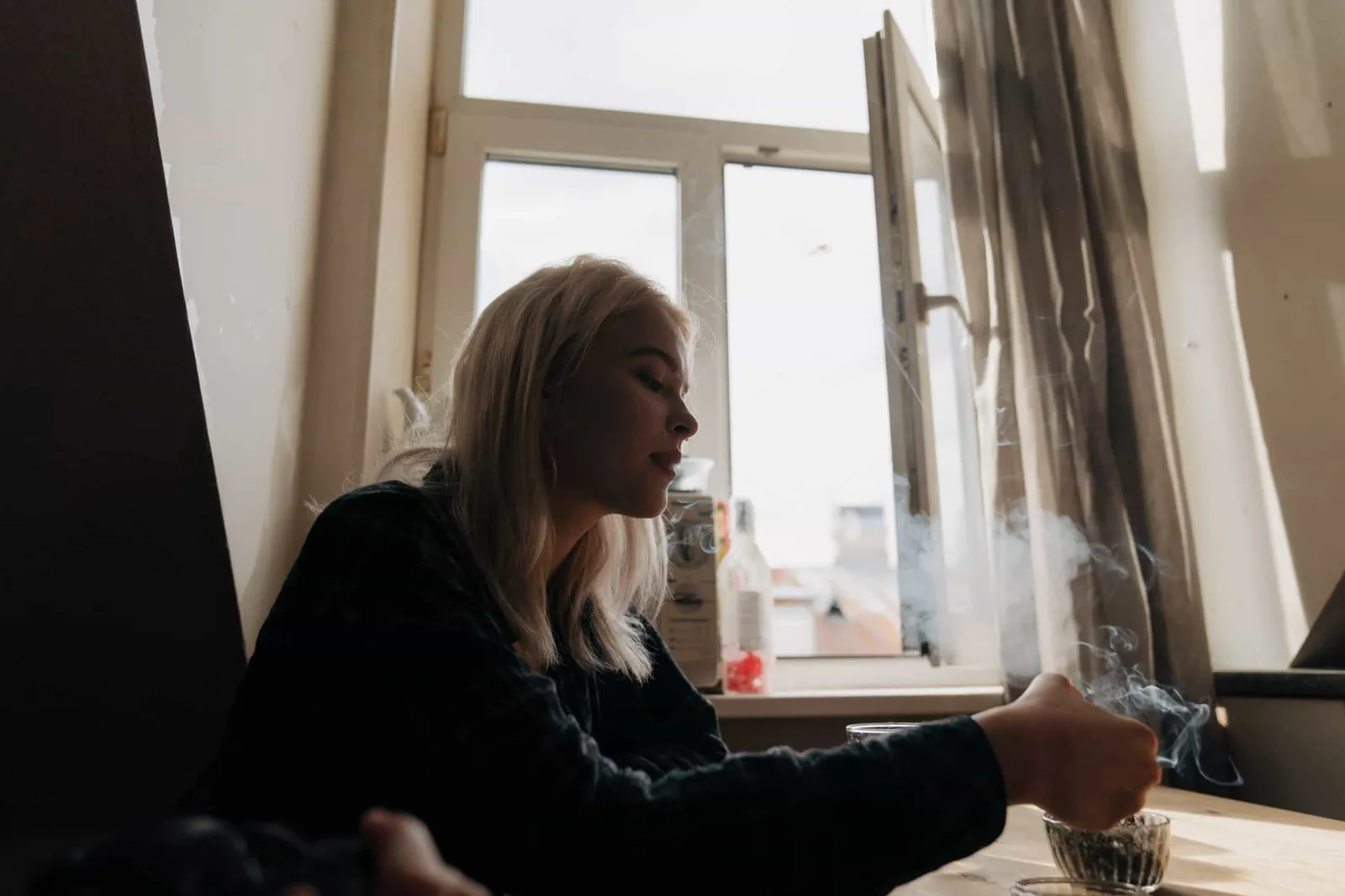 Comment empêcher les voyageurs de fumer dans votre Airbnb