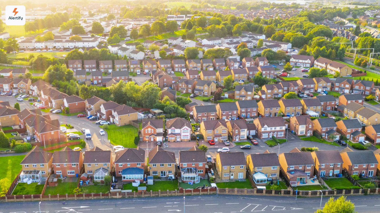 Normes de bruit du HUD expliquées : ce qu'elles signifient pour les résidents et gestionnaires du logement social